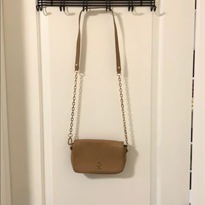 Tan Tory Burch crossbody bag